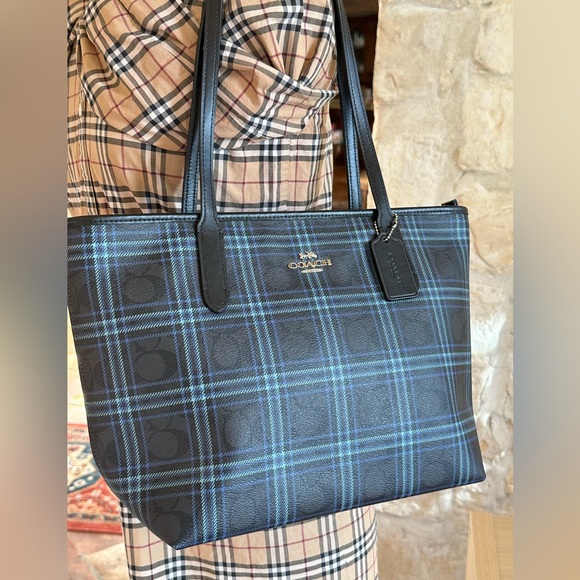 Coach Signature CC Plaid zip city tote handbag&wristlet Authentic NWT - Picture 10 of 14